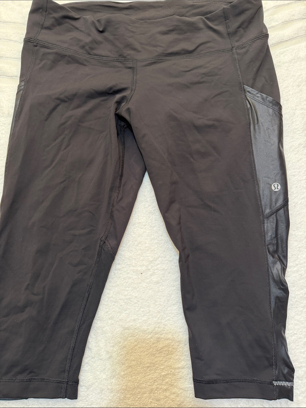 Lululemon Cut The Crop 2 Leggings Black with shimmer panels.